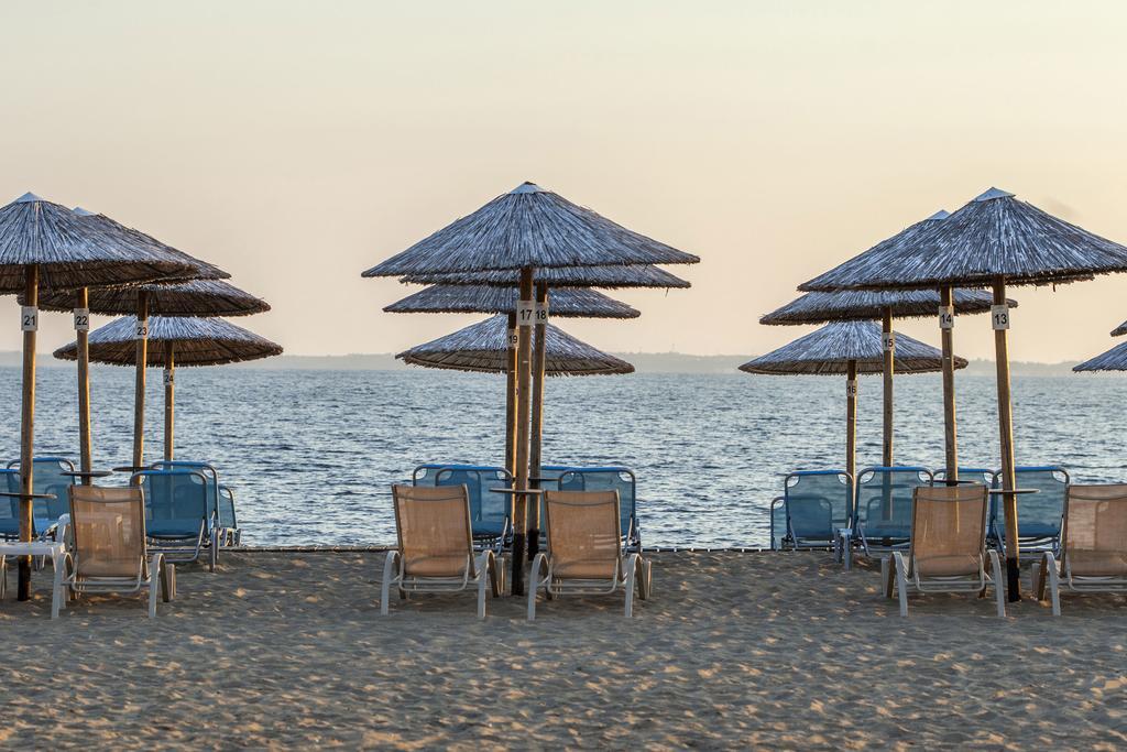 Coral Blue Beach Hotel Gerakini Extérieur photo